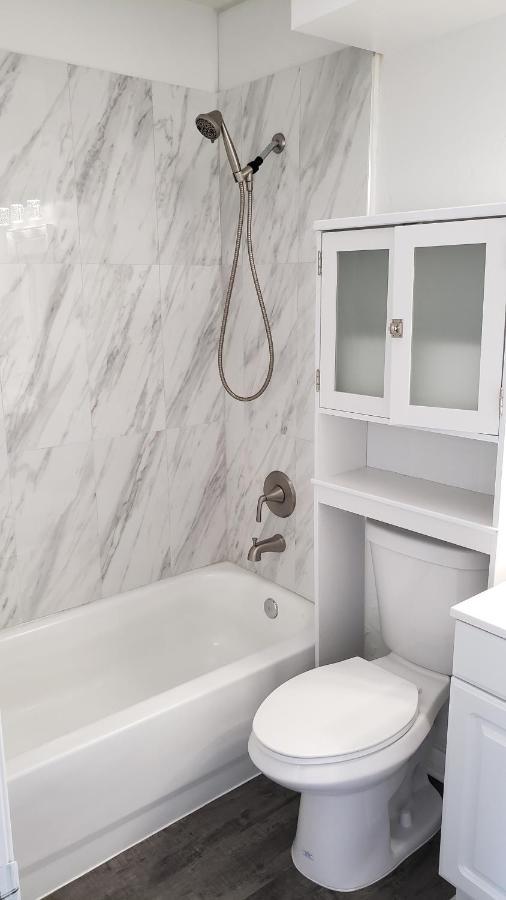 Discover Luxury Condo Steps Away From Celebration Pointe And I-75! 盖恩斯维尔 外观 照片