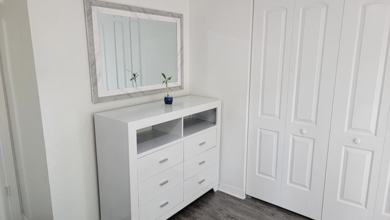 Discover Luxury Condo Steps Away From Celebration Pointe And I-75! 盖恩斯维尔 外观 照片