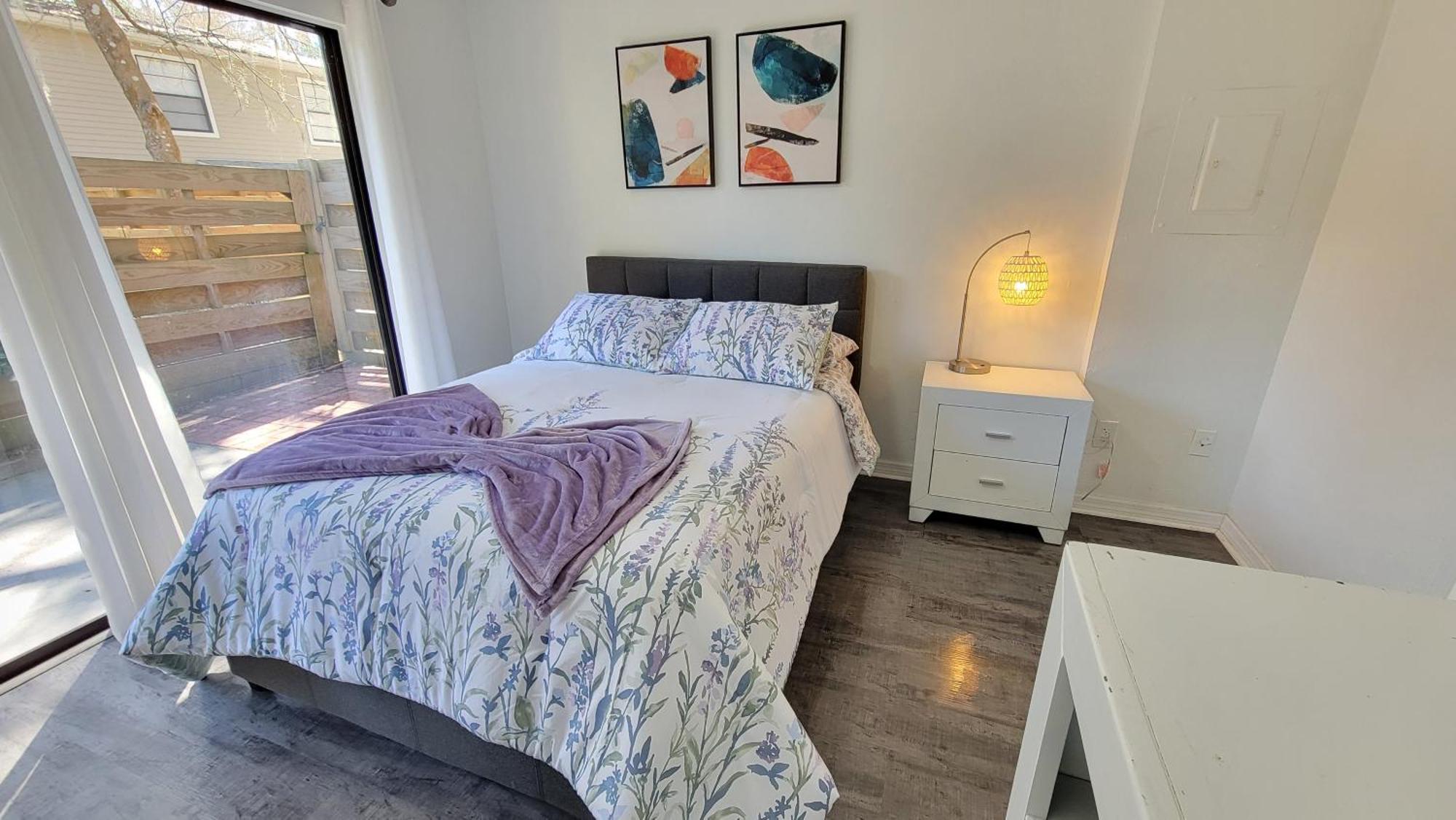 Discover Luxury Condo Steps Away From Celebration Pointe And I-75! 盖恩斯维尔 外观 照片