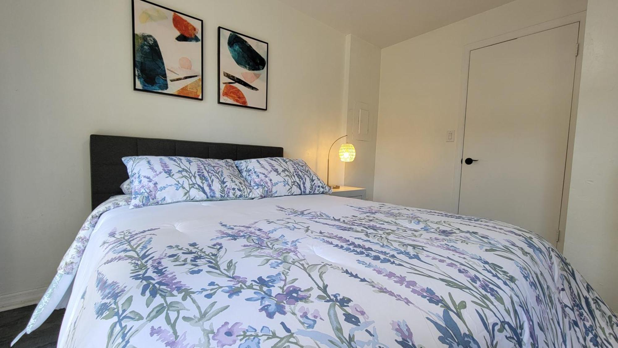 Discover Luxury Condo Steps Away From Celebration Pointe And I-75! 盖恩斯维尔 外观 照片